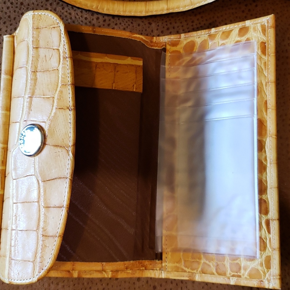 Wallet - Picture 5 of 5